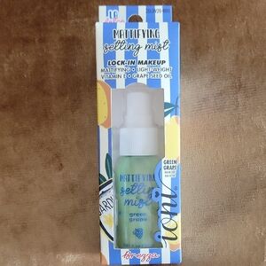 La Dolce Vita Mattifying Setting Mist - Green Grape